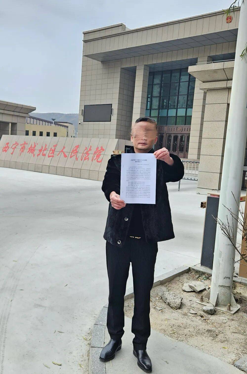 皇冠登3管理出租
_母亲派出所里遭民警责骂皇冠登3管理出租
，男子插话后被拖进女厕群殴：涉案民警获刑8个月，两名辅警缓刑